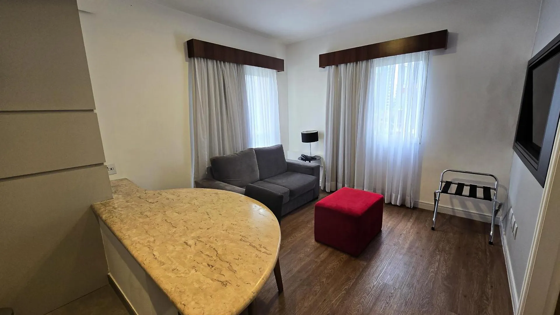 Hotel Mercure Sao Paulo Jk